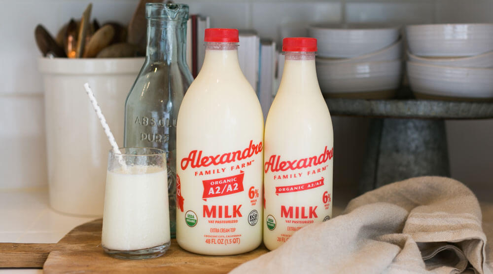 6 Reasons Why You Should Buy Milk in Glass Bottles